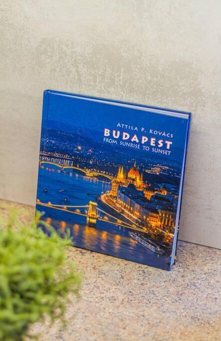 Roomy Apartment 80Sqm At City Center Free Parking Space, Ac & Balcony Budapest Kültér fotó